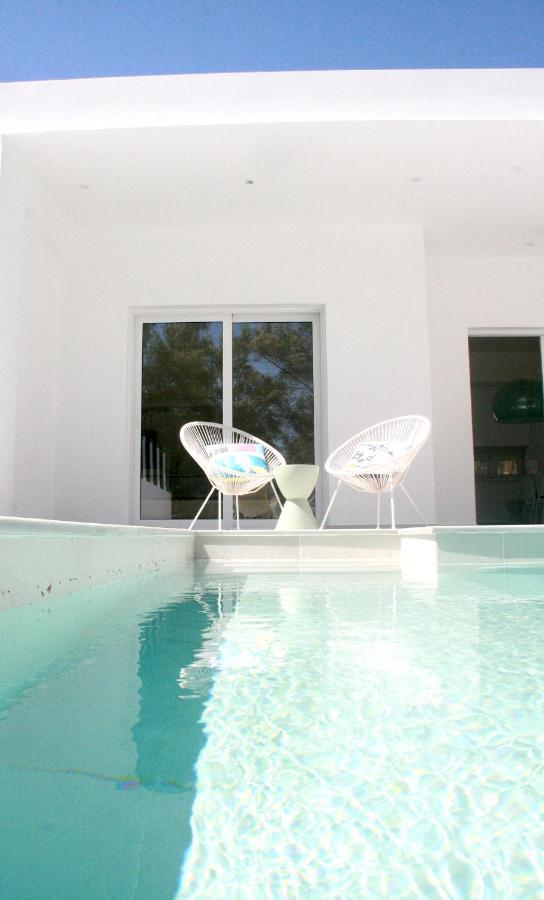Splash Suites With Private Pools Nikiana Bagian luar foto