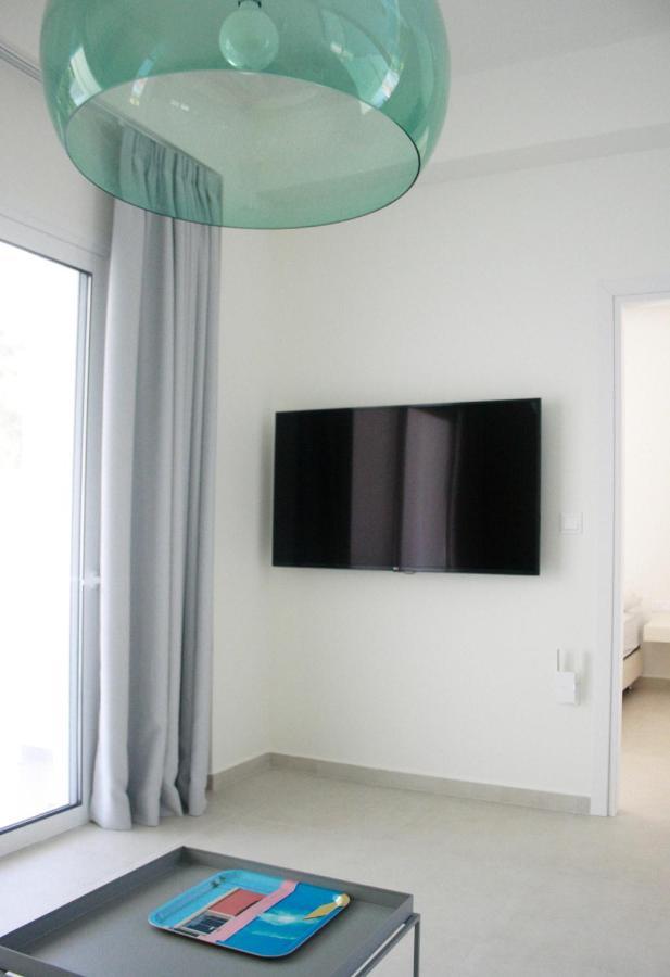 Splash Suites With Private Pools Nikiana Bagian luar foto