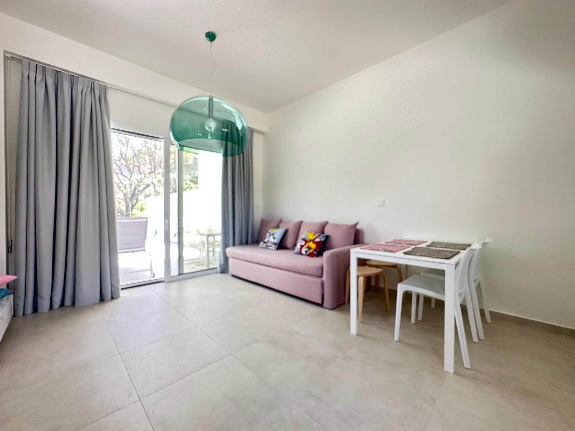 Splash Suites With Private Pools Nikiana Bagian luar foto